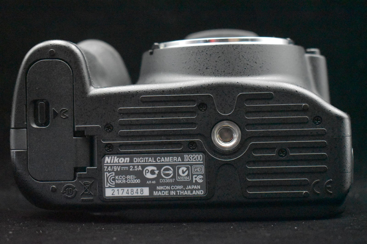 Nikon D3200 DSLR Digital Camera Black with Lens 3119 shots [] US STOCK #9335