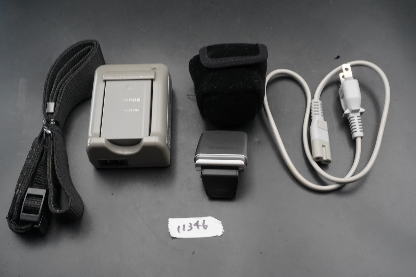 Olympus Pen Lite E-PL6 16.0MP Body White with Lens US Duty Paid 11346