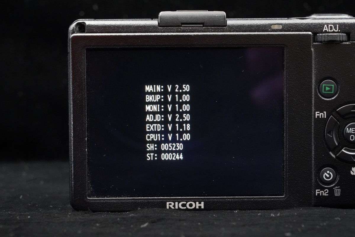 Ricoh GR Digital III 3 10.0MP Digital Camera JAPAN [] US STOCK #9530