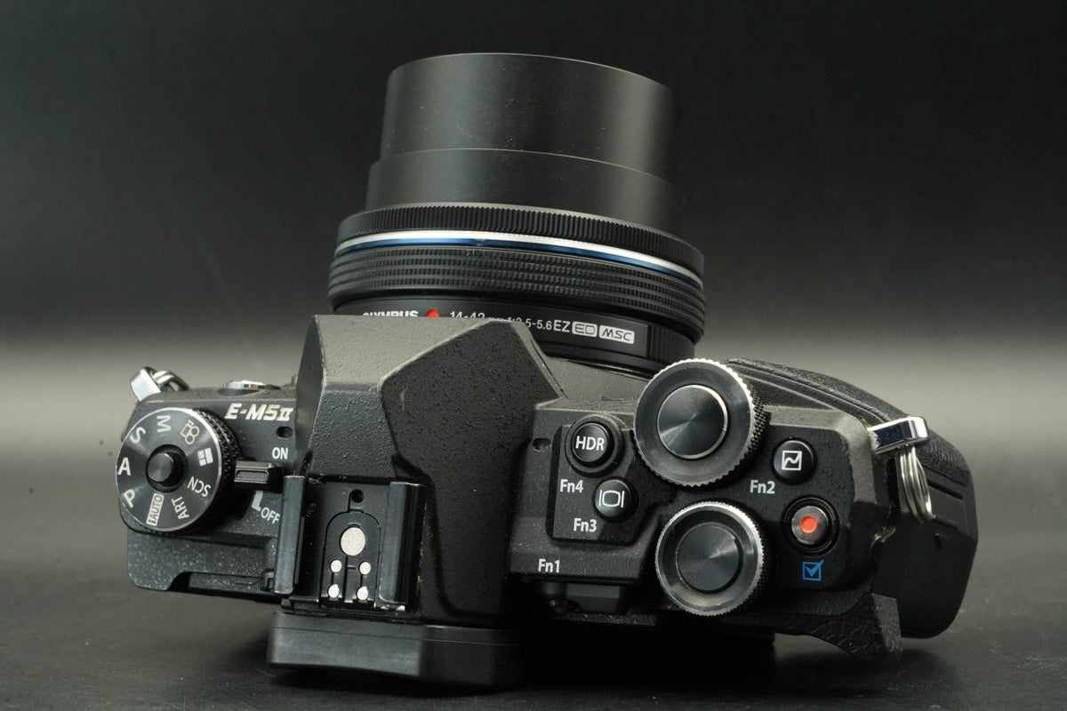 Olympus OM-D E-M5 Mark II 16.1MP Digital SLR Camera Black US STOCK #11693