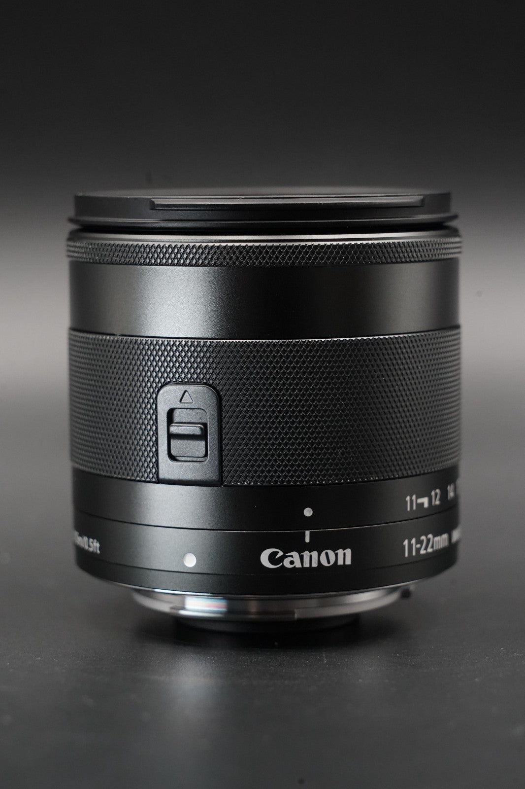 Canon EF-M 11-22mm f/4-5.6 IS STM Wide Angle Zoom Lens 10636