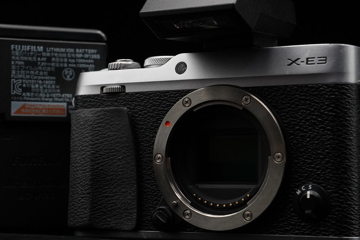 Fujifilm X-E3 24.3MP Mirrorless Digital Camera Silver Body US DUTY PAID 10346