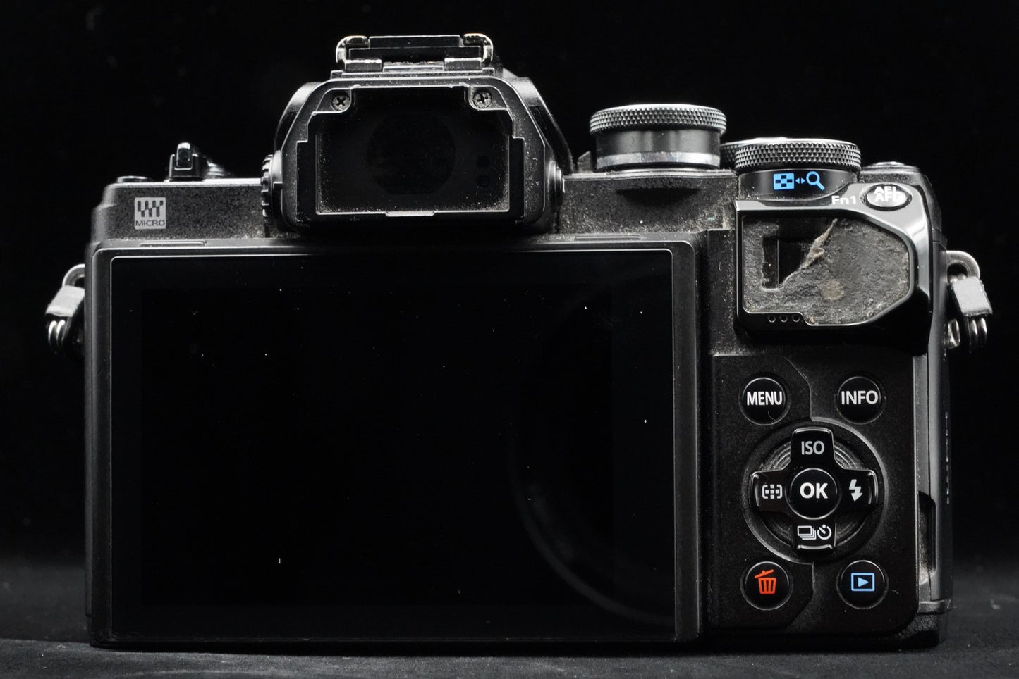 Olympus OM-D E-M10 Mark III Silver Digital Camera Body US Duty Paid 10160