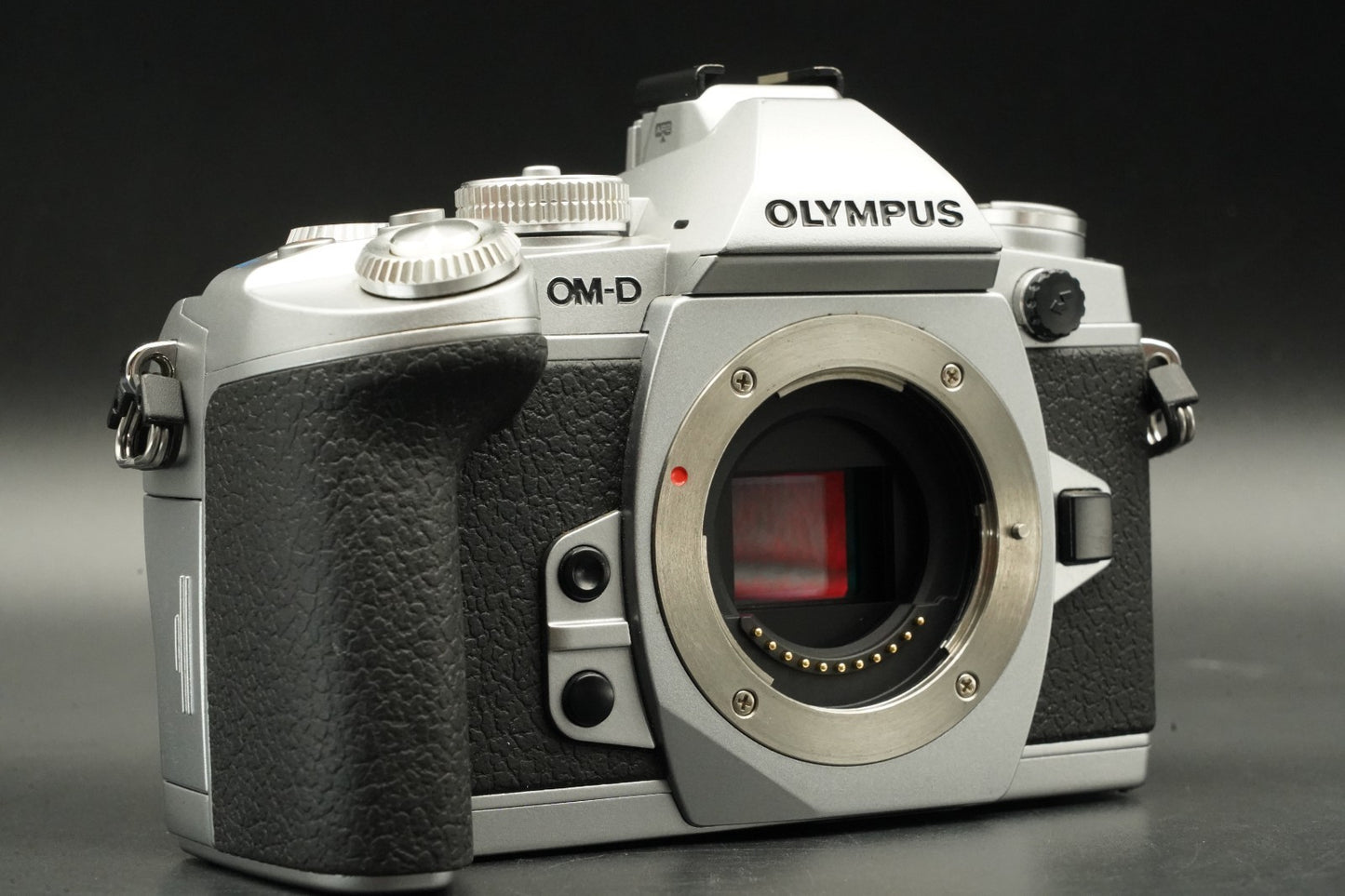 8560 cuts!! Olympus OM-D E-M1 Digital Camera Silver Body 11470