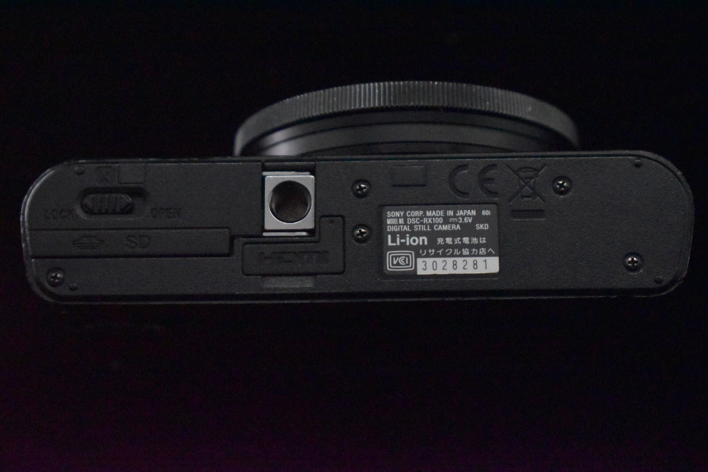 ENGLISH OK! Sony Cyber-Shot DSC-RX100 20.2MP Digital Camera R0083