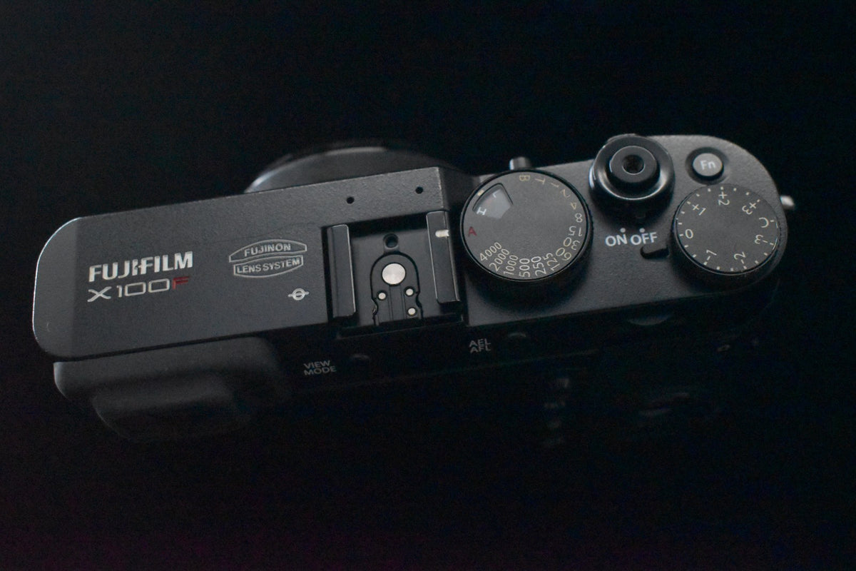 [US Duty Paid] Fujifilm X100F 24.3MP cámara digital negra de JAPÓN 7991