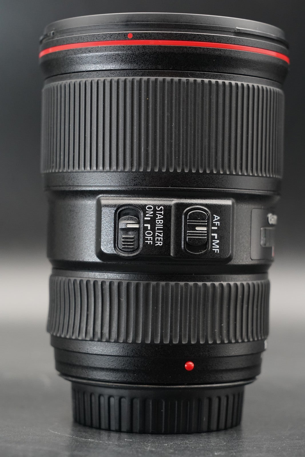 Canon EF 16-35mm f/4 L IS USM Lens Wide Angle AF Lens ALMOST UNUSED #11208