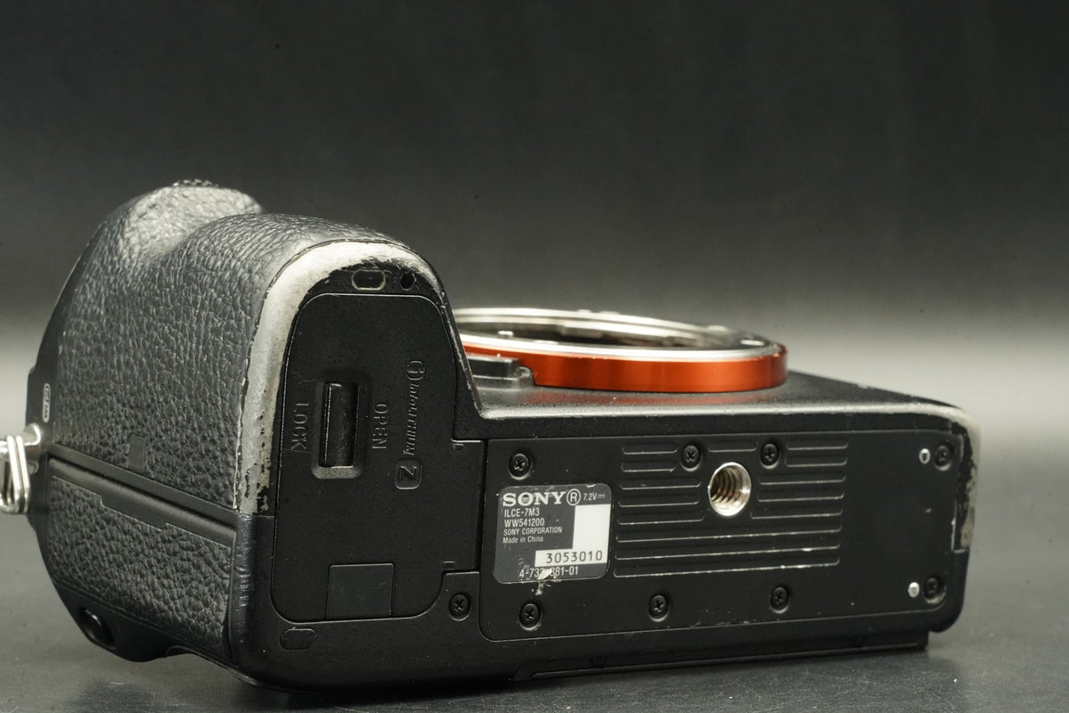 Sony Alpha a7 III ILCE-7M3 Digital Camera -280434 cuts- 12386