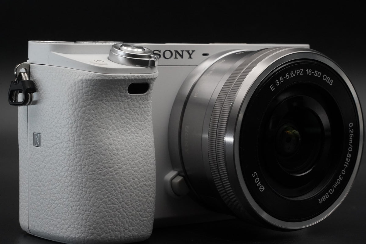 Sony Alpha a6000 Mirrorless Camera with 2 Lenses White US STOCK #10857