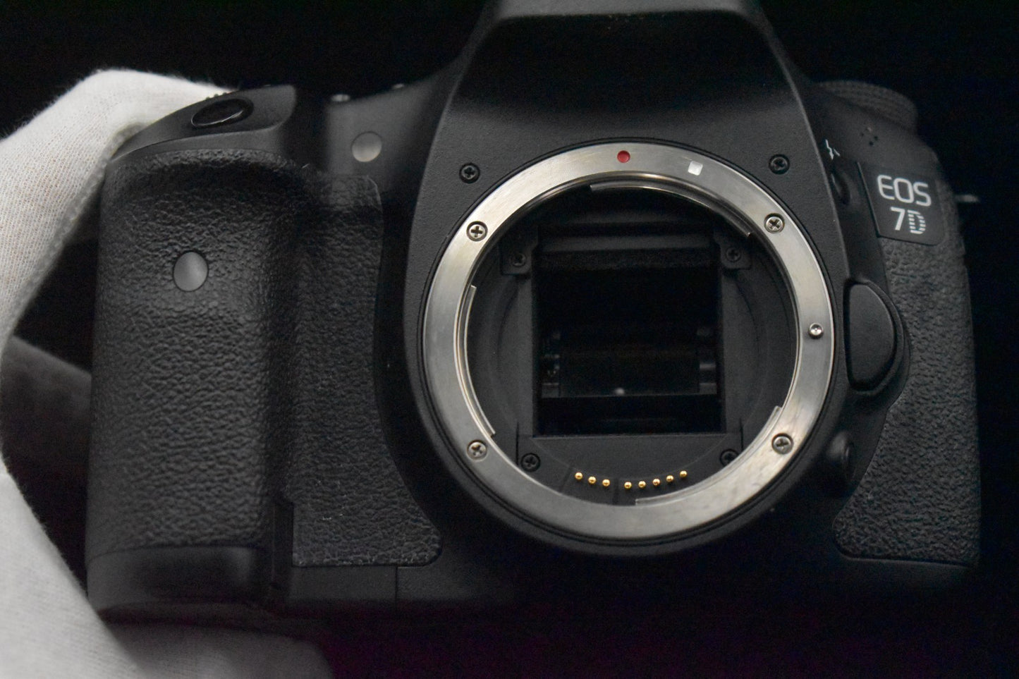 [US Duty Paid] Canon EOS 7D DSLR Digital Professional Camera From Japan 8620