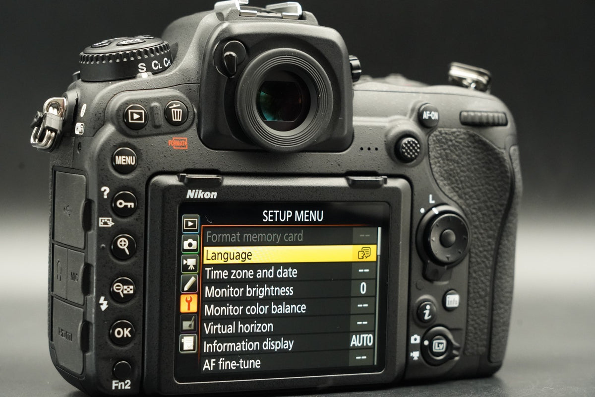 Nikon D500 20.9MP Digital SLR Camera Body -6% cuts- #11599
