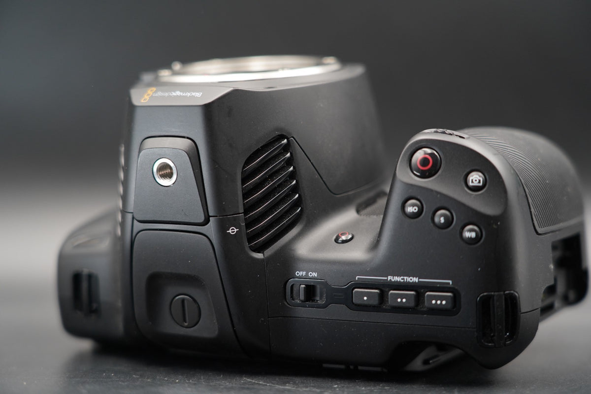 Blackmagic Pocket Cinema Camera 6K CINECAM60KLFL Canon EF Mount #10994