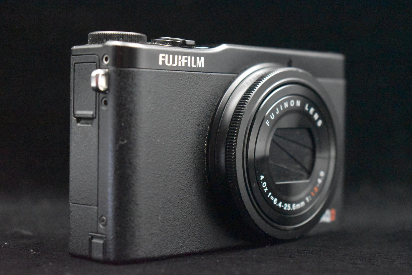 [US Duty Paid] FUJIFILM XQ2 Compact Digital Camera Black 9441