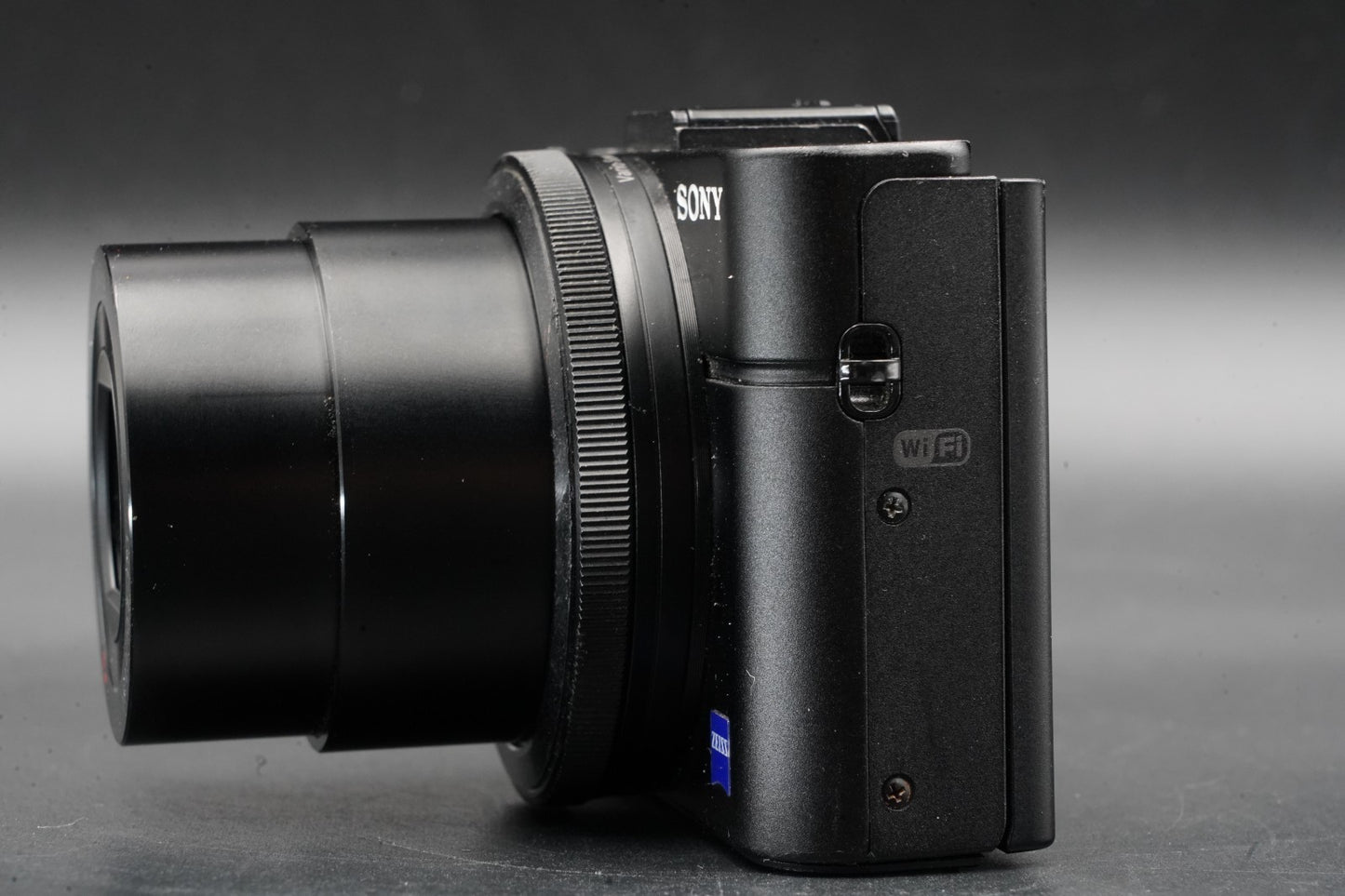 Sony Cyber-shot DSC-RX100 II M2 20.2MP Digital Camera US Duty Paid 11161