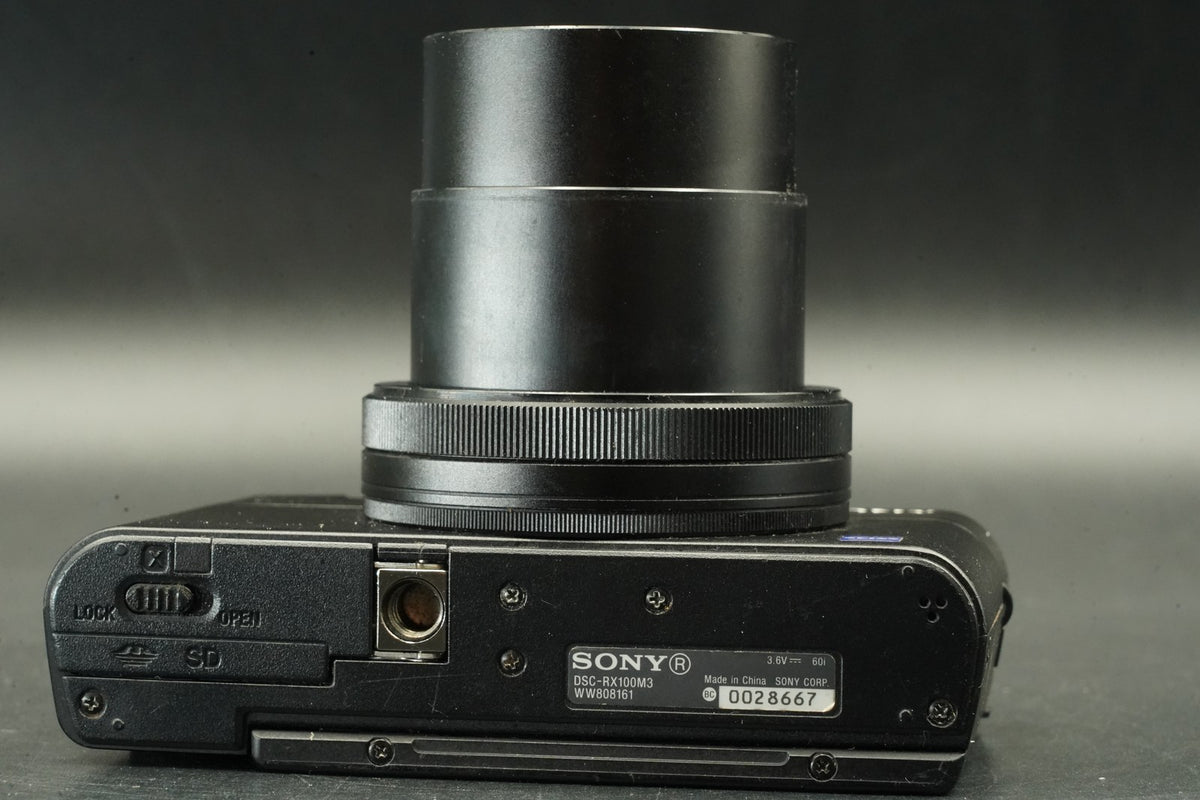 Sony Cyber-shot DSC-RX100 III M3 Point Shoot Digital Camera #12426