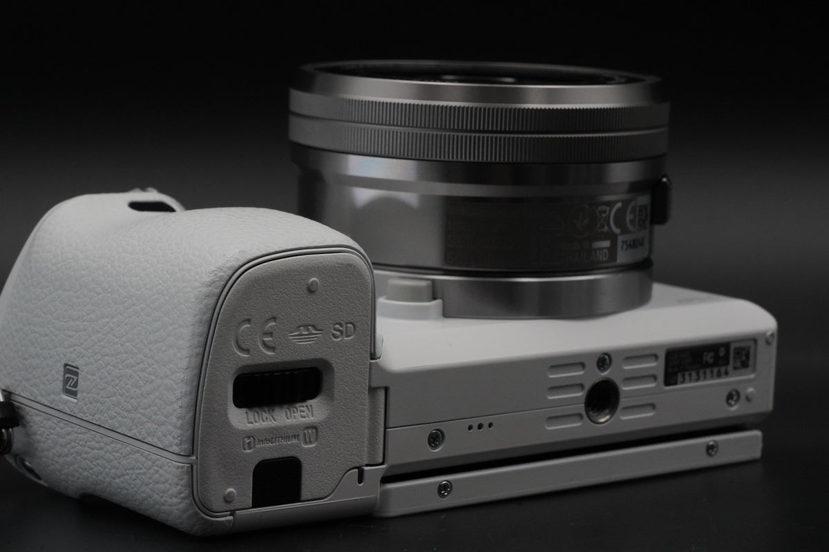 Sony Alpha a6000 Mirrorless Camera with 2 Lenses White US STOCK #10857