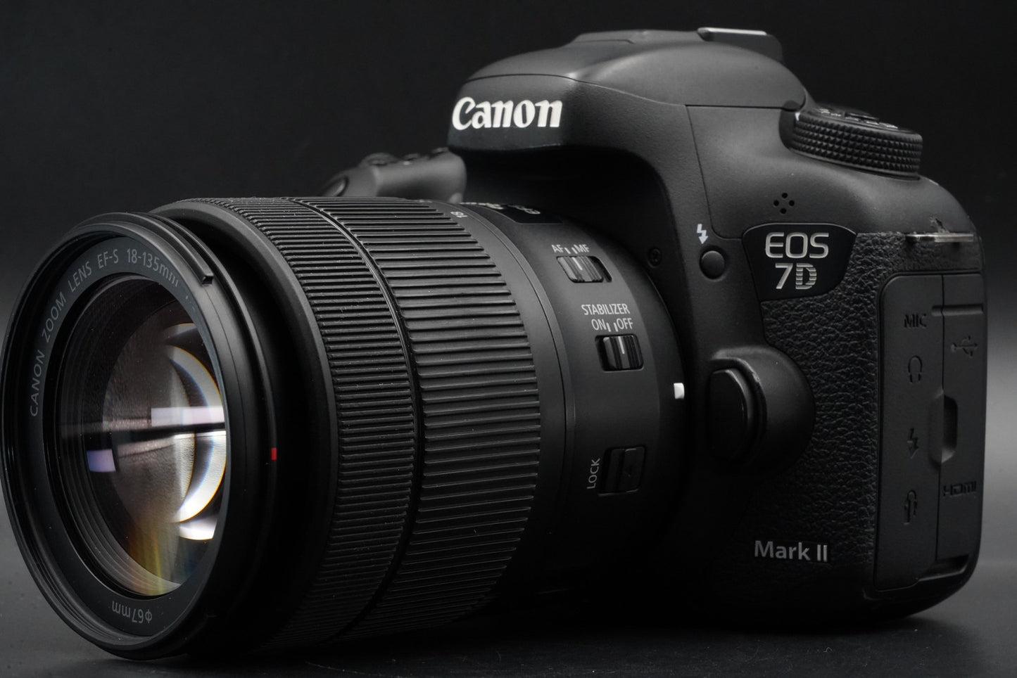 Canon EOS 7D Mark II DSLR Camera w/ EF 18-135 IS USM Lens 10865