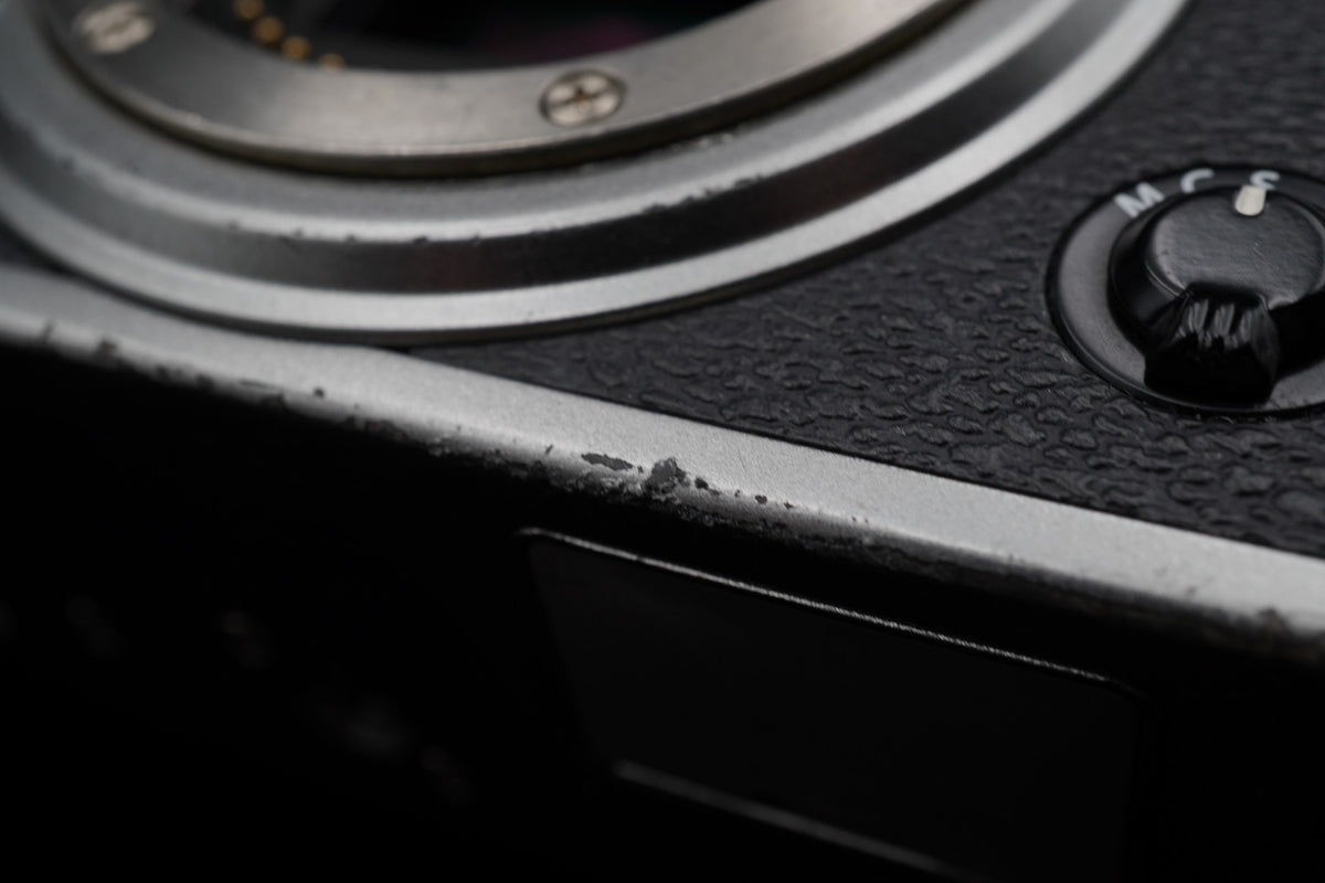 Fujifilm X-T4 26.1MP Mirrorless Digital Camera Body Silver US STOCK #9792