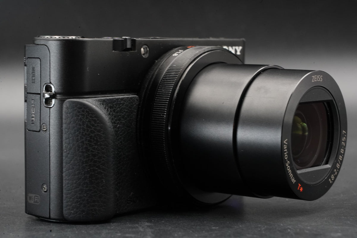 Sony Cyber-shot DSC-RX100 III M3 Point Shoot Digital Camera US STOCK #11398