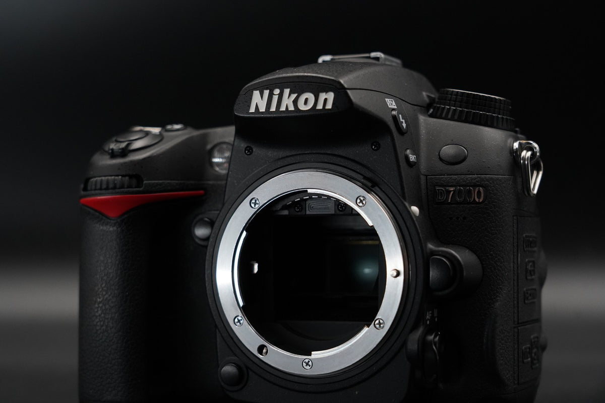 Nikon D7000 DSLR Digital SLR Camera Body -24% cuts- US STOCK #11276