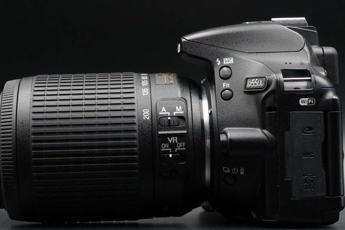Nikon D5500 DSLR Camera 55-200mm Lens US Duty Paid Excellent Condition 10446