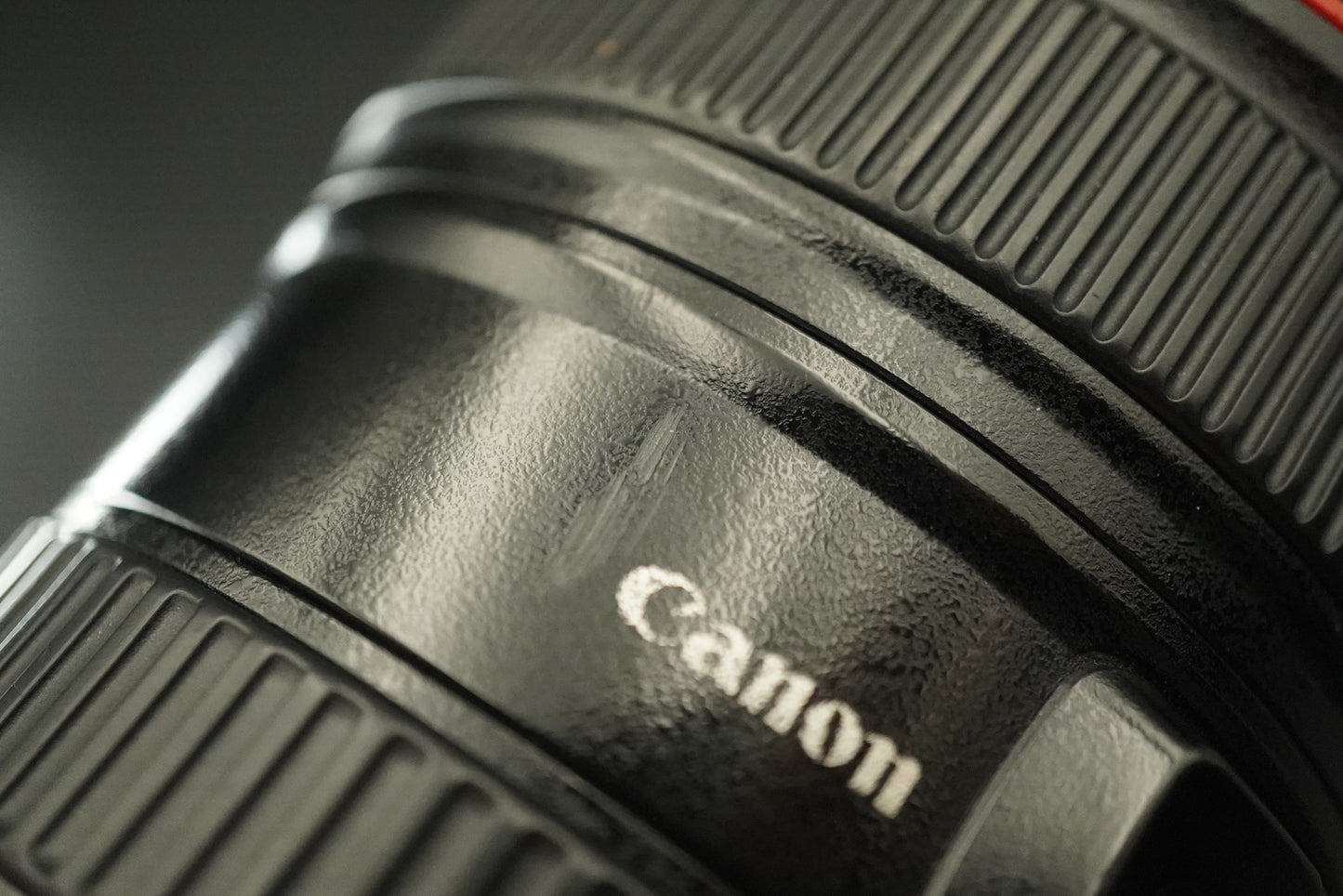 Canon EF 24-105mm f/4 L IS USM Zoom Lens EF Mount US Duty Paid 11651