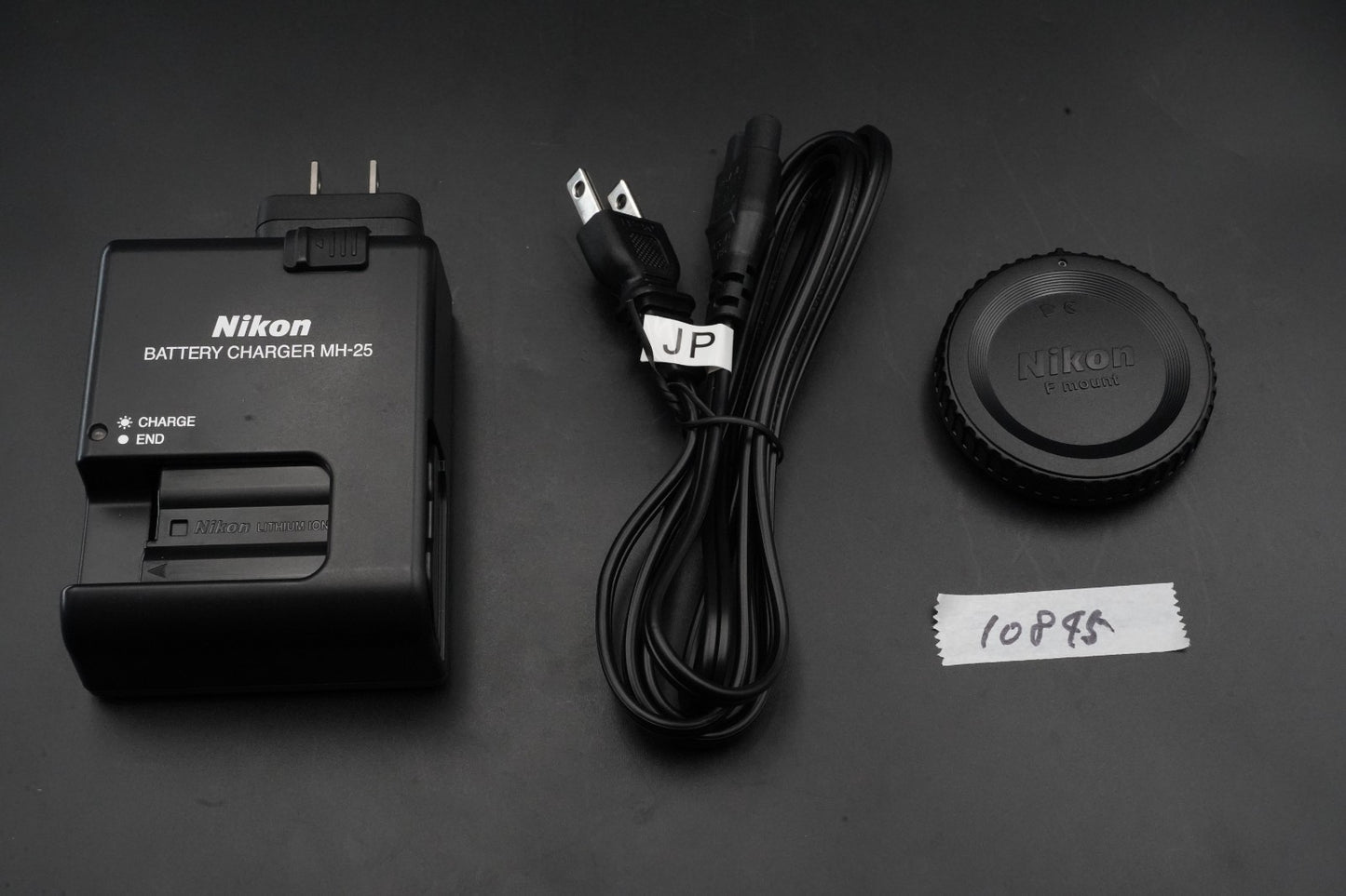 Nikon D7000 DSLR Digital SLR Camera -2% cuts- US STOCK #10845