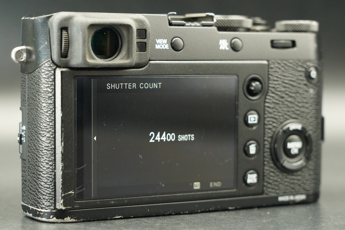 Fujifilm X100F 24.3MP Digital Camera Black -24400 cuts- US STOCK #12344