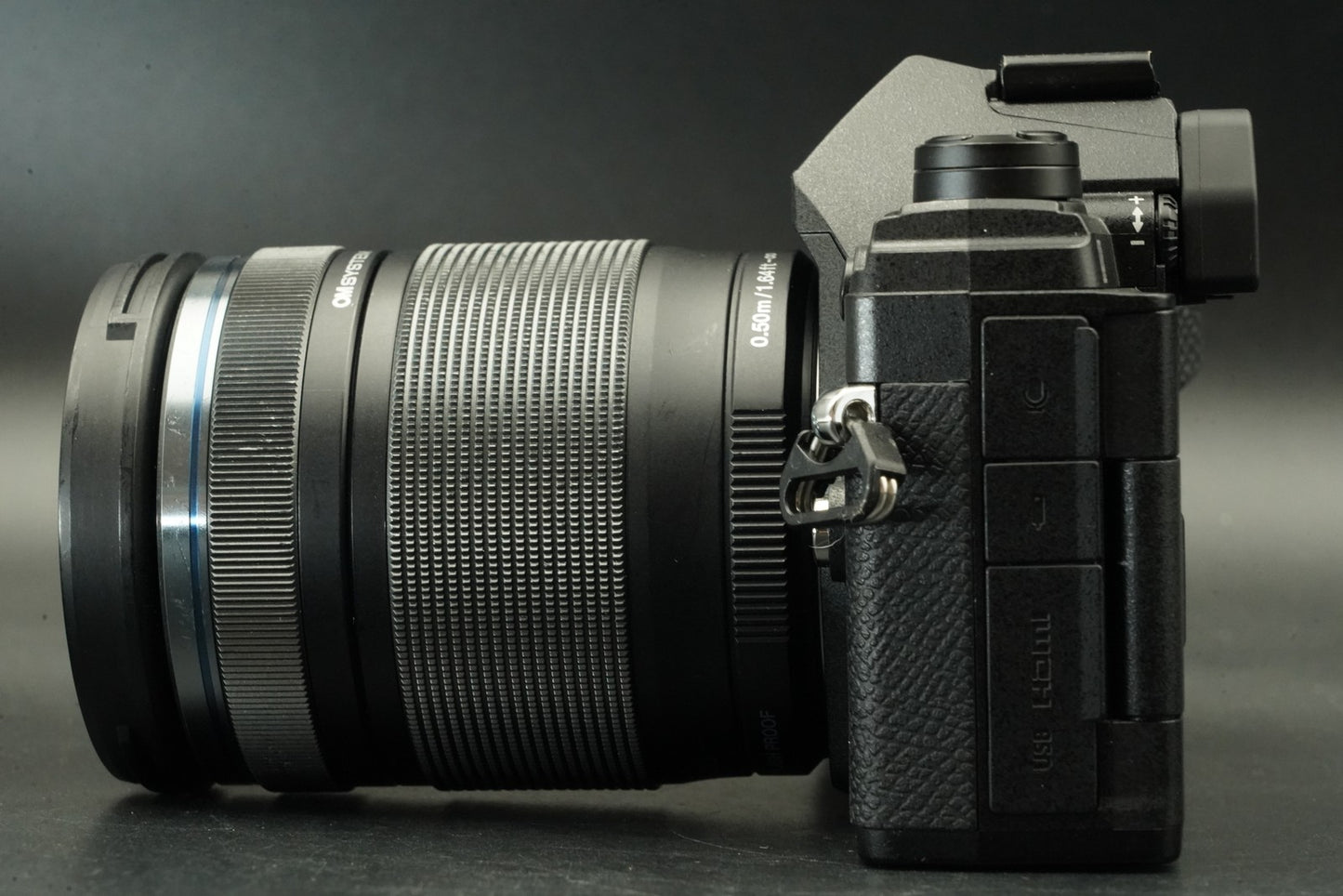 3439 cuts! OM SYSTEM OM-5 Black + 14-150mm F/4-5.6 II Lens Kit 11676