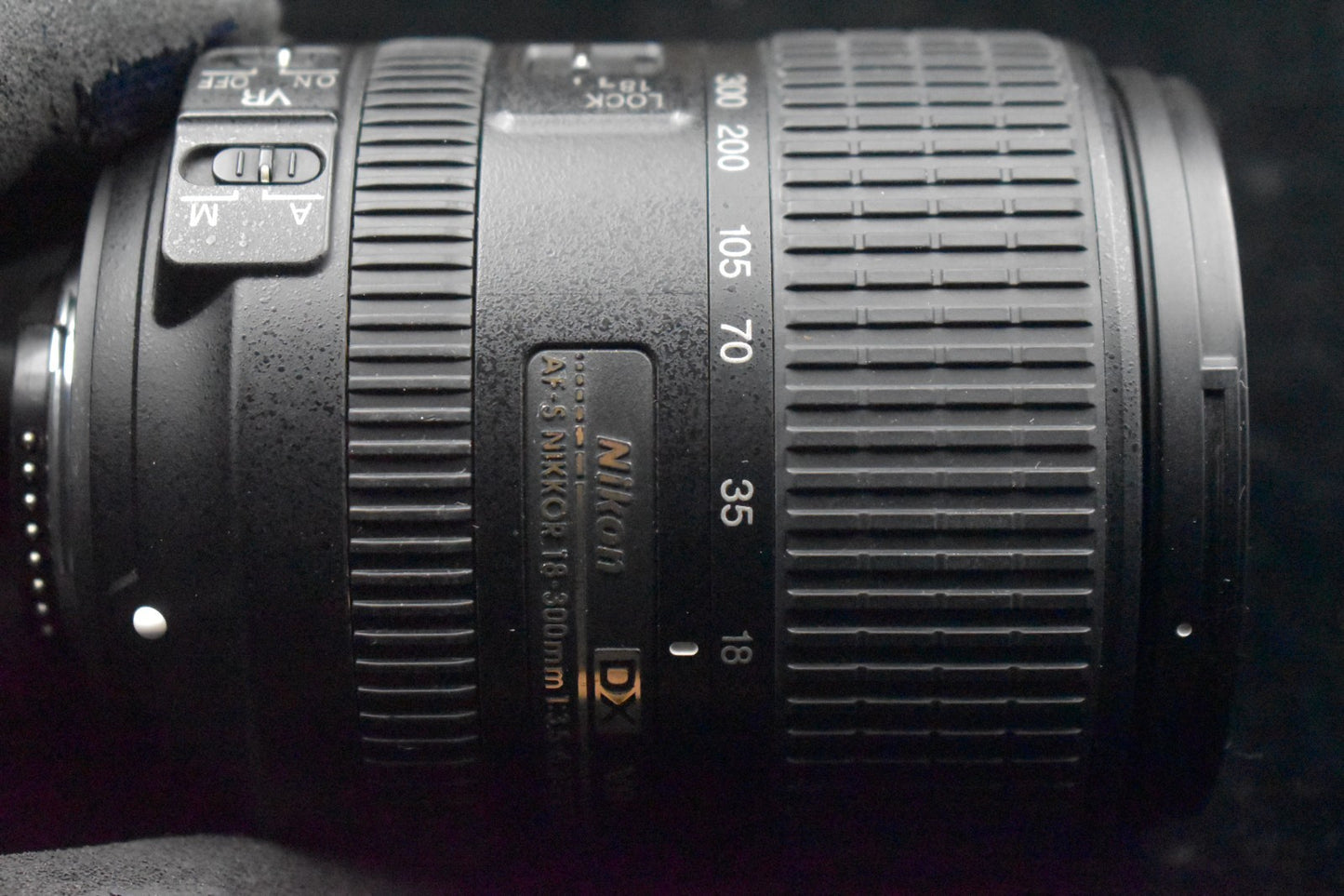 [US Duty Paid] Nikon AF-S DX NIKKOR 18-300mm f/3.5-5.6 G ED VR F Mount 8985