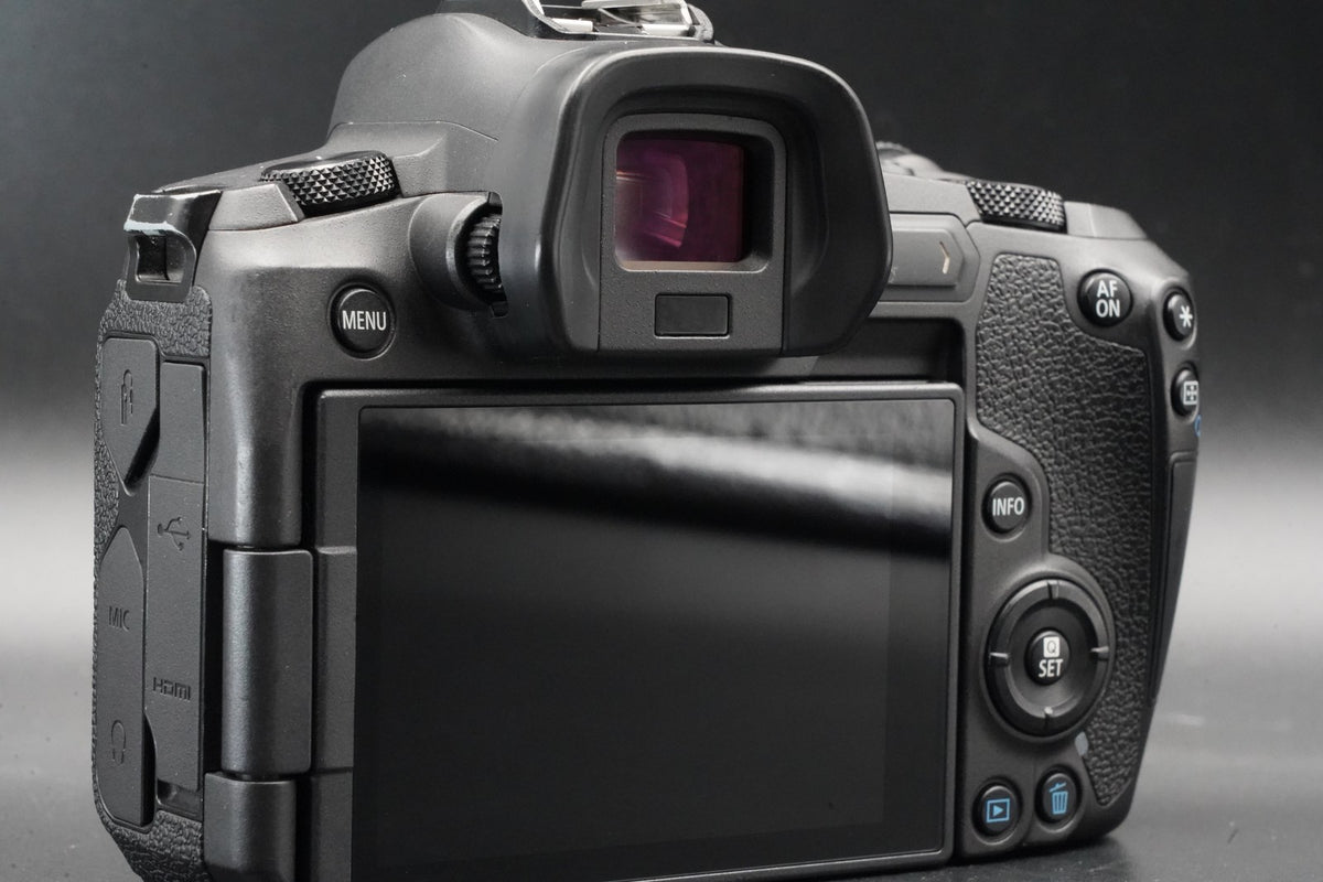 Canon EOS R Full Frame Mirrorless Digital Camera Body -1257 cuts- #11097