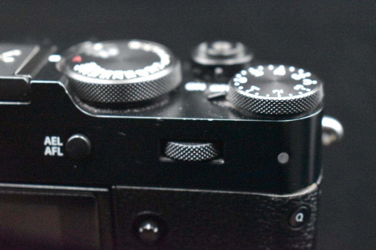 [US Duty Paid] Fujifilm Fuji X100V kompakte digitale Videokamera schwarz 9258