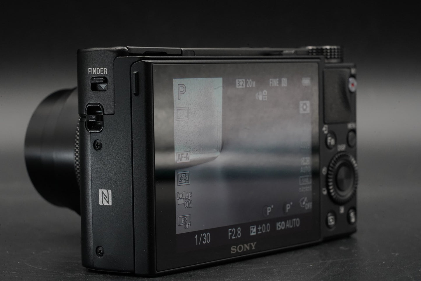 Sony Cyber Shot RX100 VI M6 Compact Digital Camera Black ALMOST UNUSED #11106
