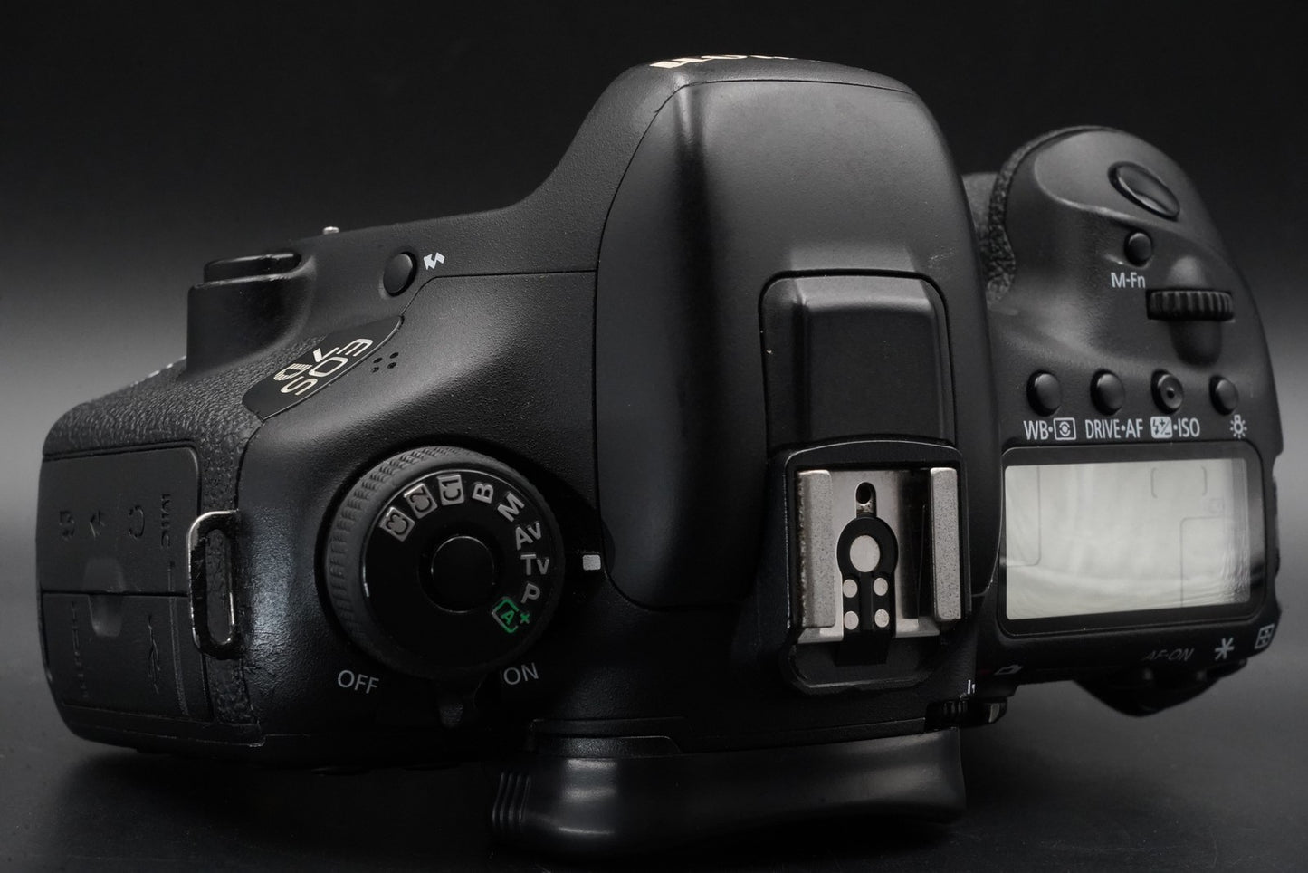 Canon EOS 7D Mark II DSLR Digital SLR Video Camera Used US Duty Paid 10873