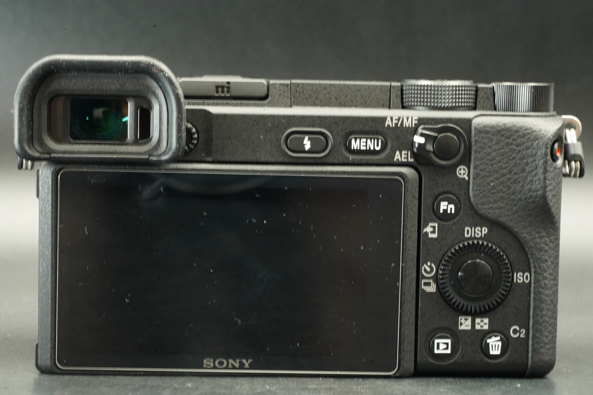 Sony A6400 Digital Camera Black w/ 16-50mm Lens -486 cuts- #12528
