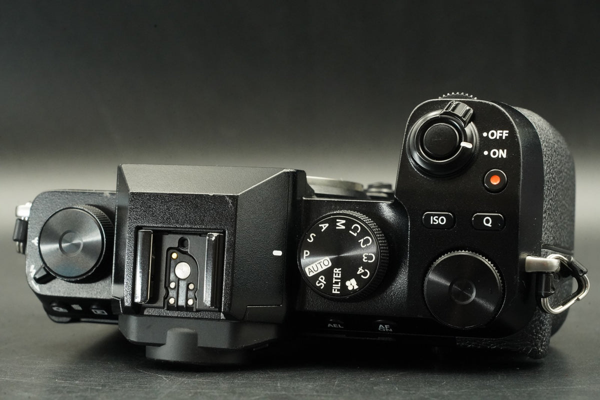 Fujifilm Fuji X-S10 Black Mirrorless Digital Camera -3561 cut- US STOCK #12335