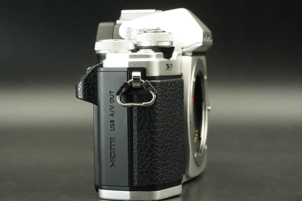 Olympus OM-D E-M10 Mark II Silver Mirrorless Digital Camera-11456 cut- #12485