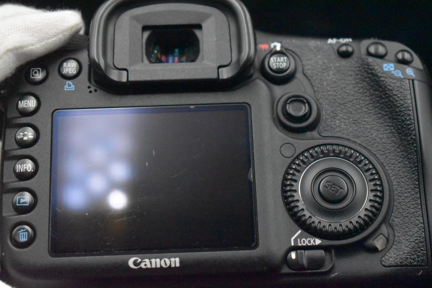 [US Duty Paid] Canon EOS 7D DSLR Digital Professional Camera From Japan 8620