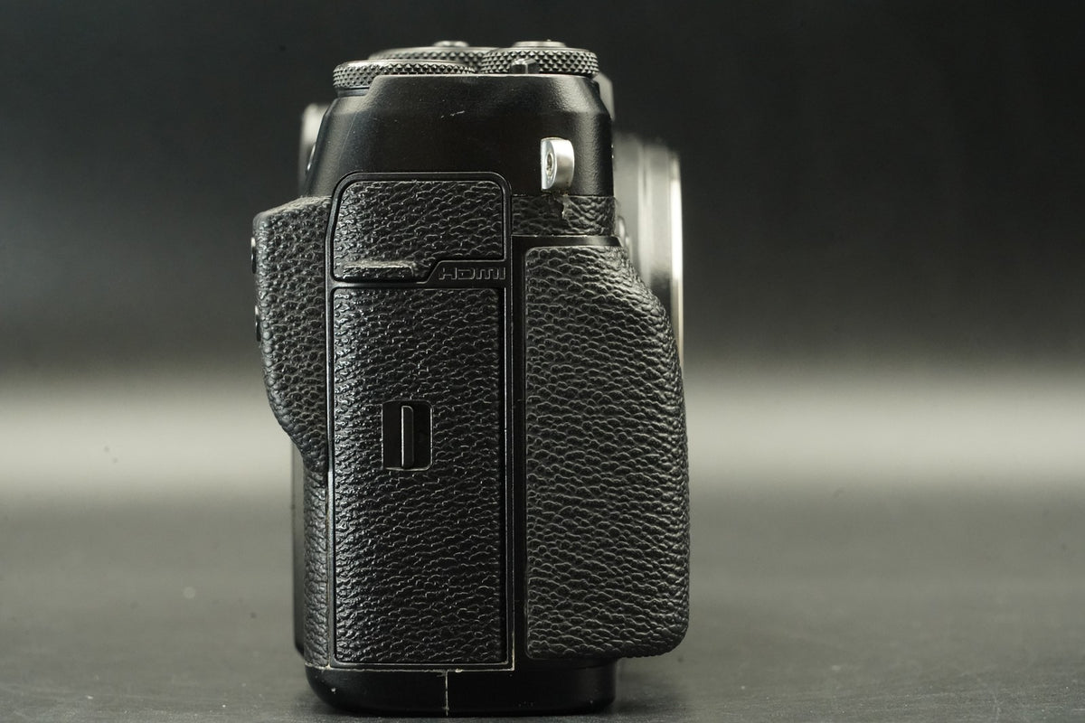 Fujifilm GFX 50R Mirrorless Camera Medium Format Body -3632 cut- #12398