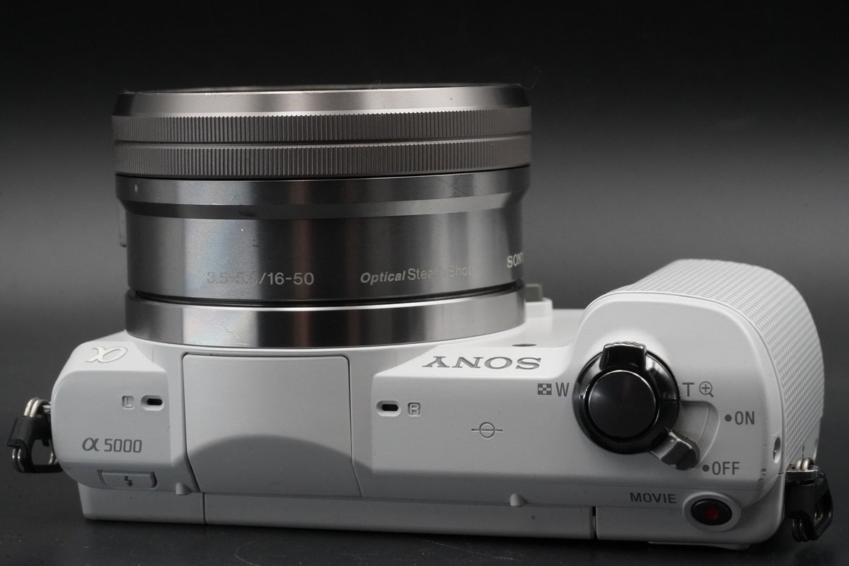 Sony Alpha a5000 Mirrorless Digital Camera White w/ 2 Lens -4331 cuts- #10924
