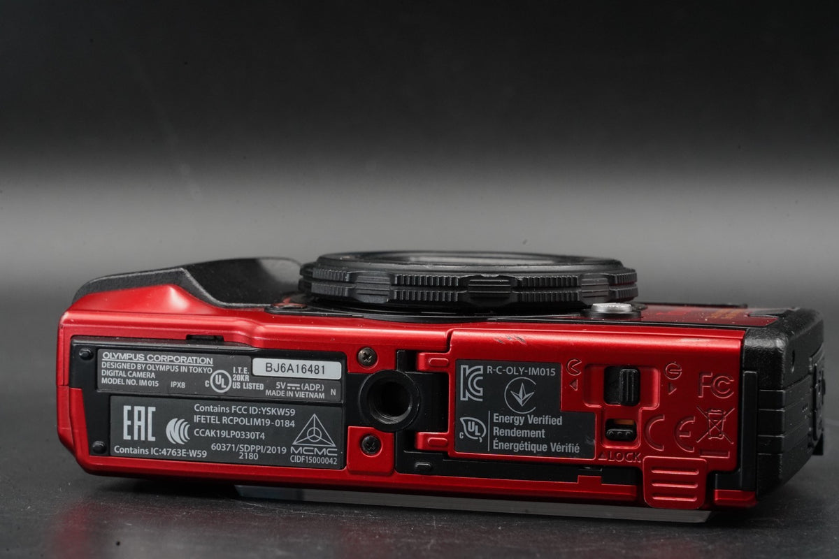 Olympus Tough TG-6 Red Waterproof Digital Camera 12MP -2734 cuts- #11428