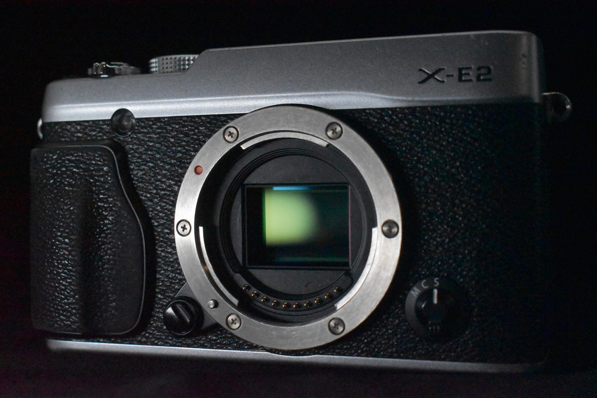 [US Duty Paid] Fujifilm Fuji X-E2 fotocamera digitale mirrorless argento...