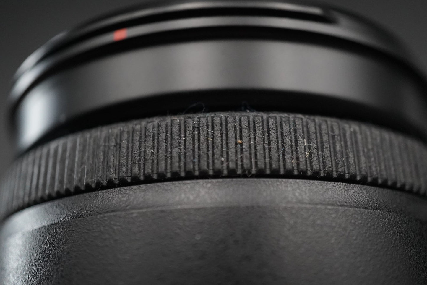 Canon EF-S 18-200mm f/3.5-5.6 IS Wide Angle Zoom AF Lens US Duty Paid 11139