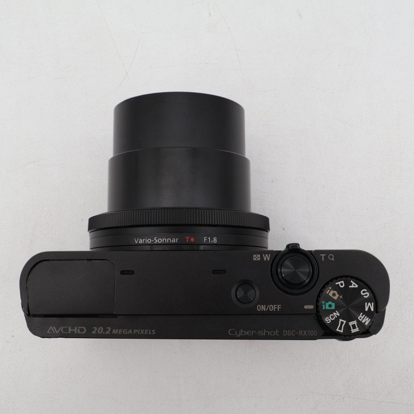 Sony Cyber-Shot DSC-RX100 35 Language Camera 8749 8752-8759 US DUTY PAID R0043