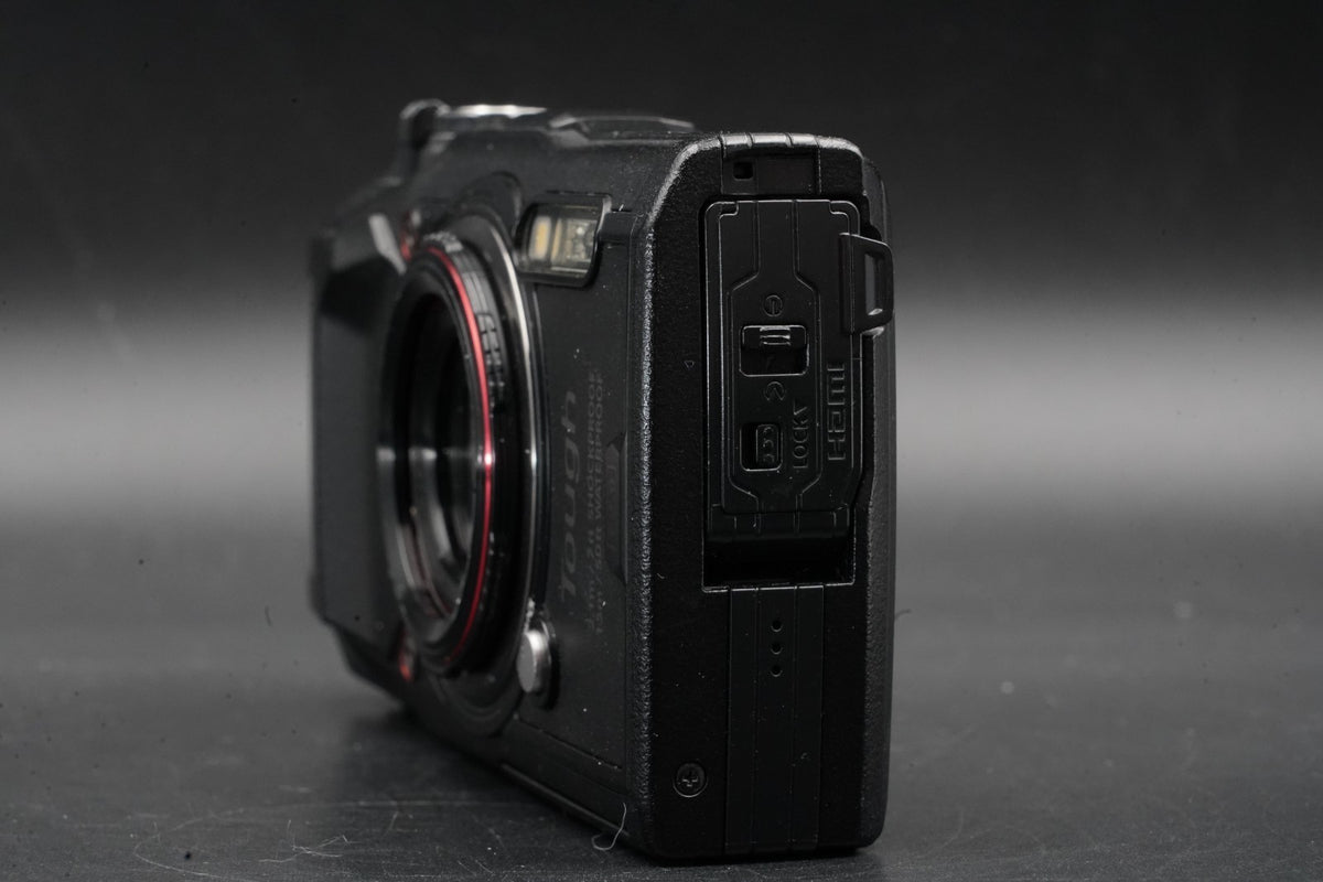 Olympus Tough TG-6 Black Waterproof Digital Camera 12MP -10644 cuts- #11429