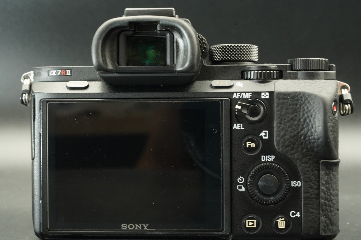 Sony ILCE-7RM2 A7R II Digital SLR Camer -18861 cuts- #12007