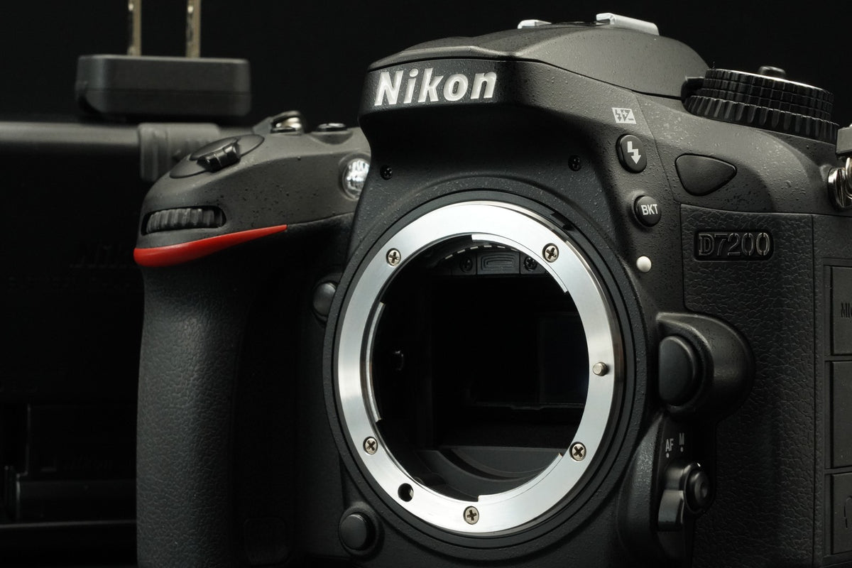 Nikon D7200 24.2 MP Digital SLR Camera Body Only -8738 cuts- US STOCK #11512