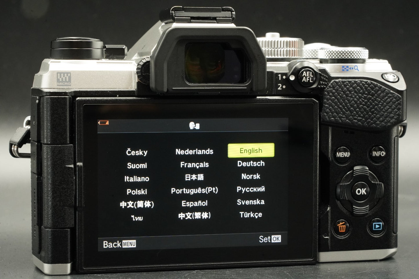 11033 cuts!! OM SYSTEM OM-5 Silver + ED 14-150mm II Body Only 11467
