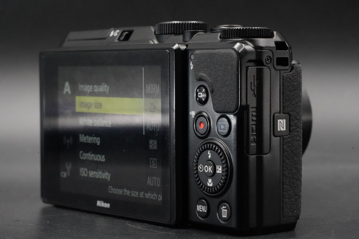 Nikon COOLPIX A900 20.3MP 35x Compact Digital Camera Black US STOCK #11065