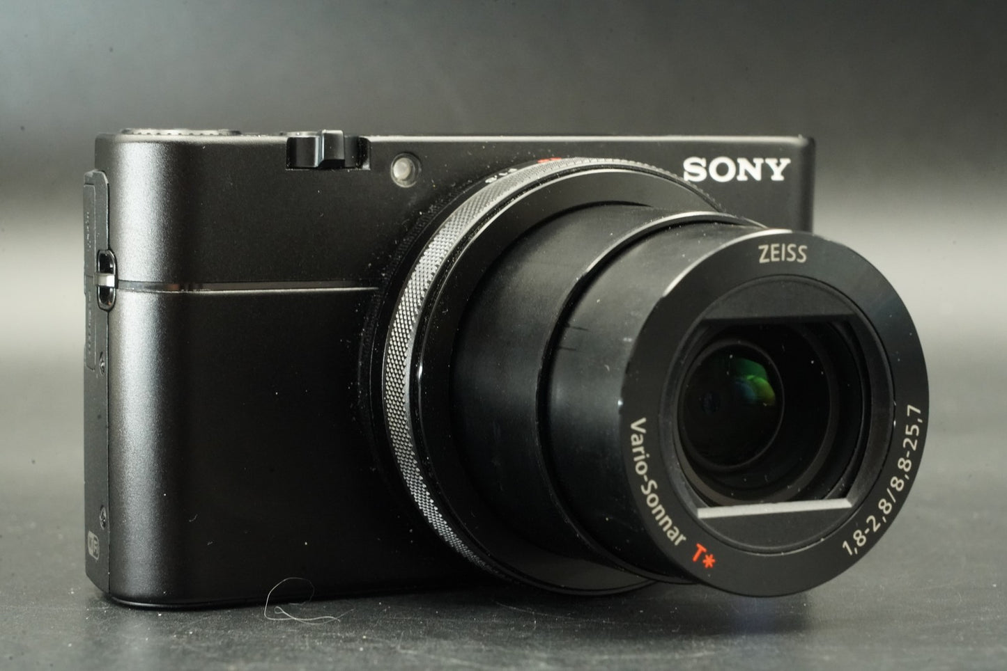 Sony Cyber-Shot DSC-RX100 V M5 20.1MP 4K Digital Camera US Duty Paid 11654